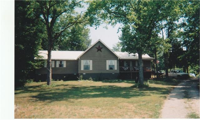 1747 Powell Ln, Lewisburg, TN 37091 - photo 1