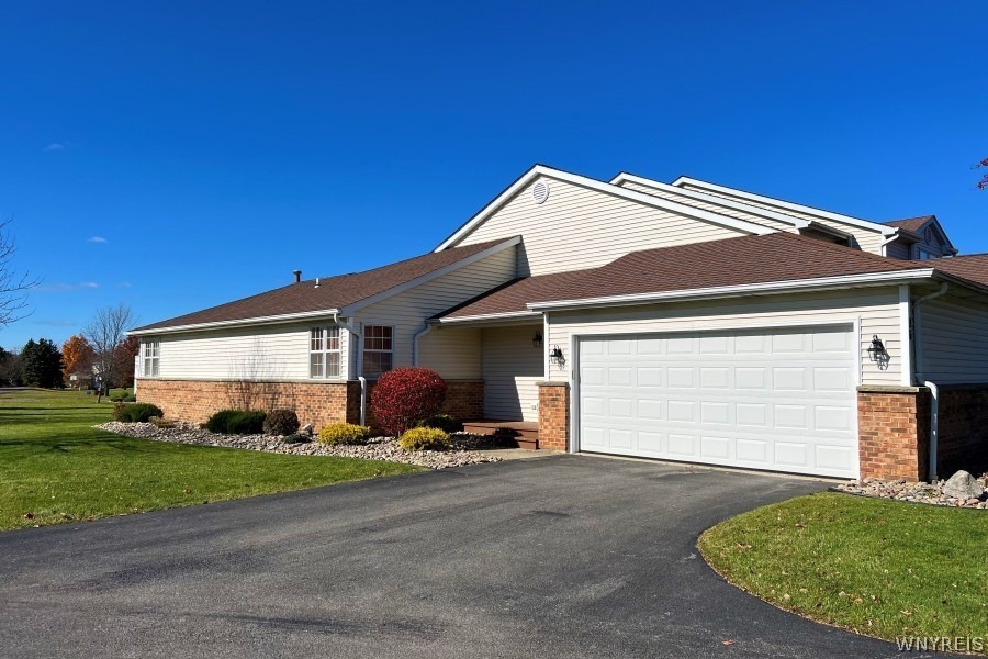 26 Crabapple Ct Orchard Park NY 14127 Homes com 26 Crabapple Ct Orchard Park NY 14127 Homes com