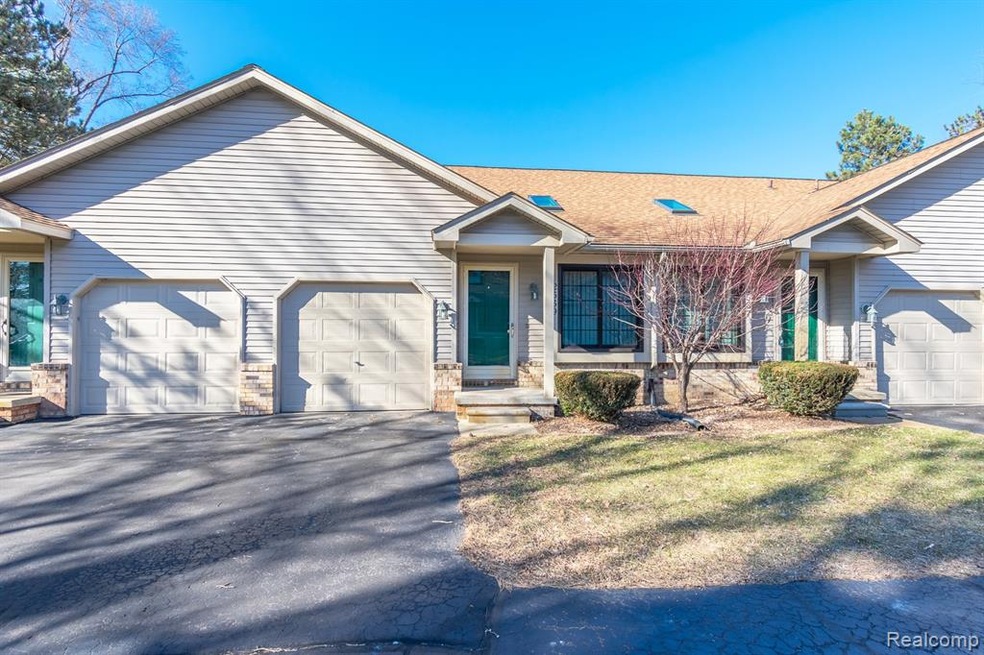 2569 Commerce Road-1.jpg