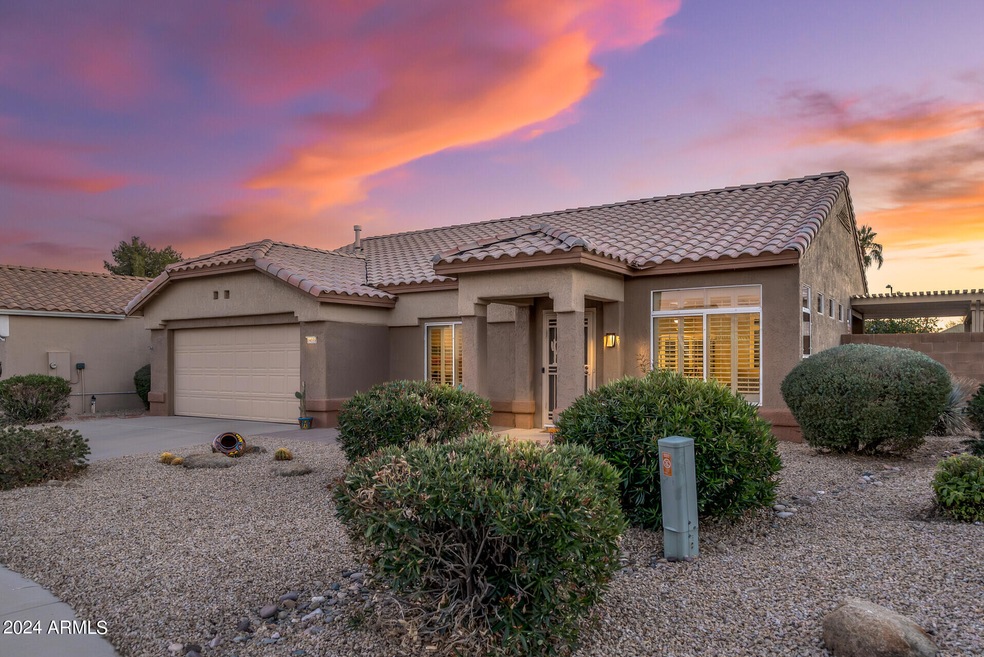 Exterior Front Domingo Lane