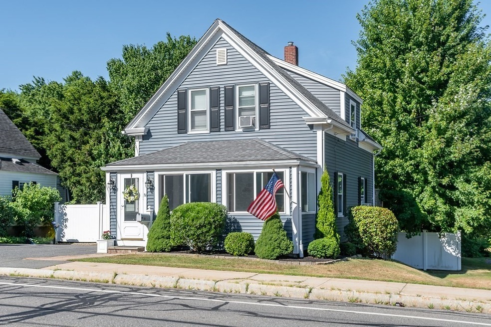 32 Grove St, Hopkinton, MA 01748 - photo 1