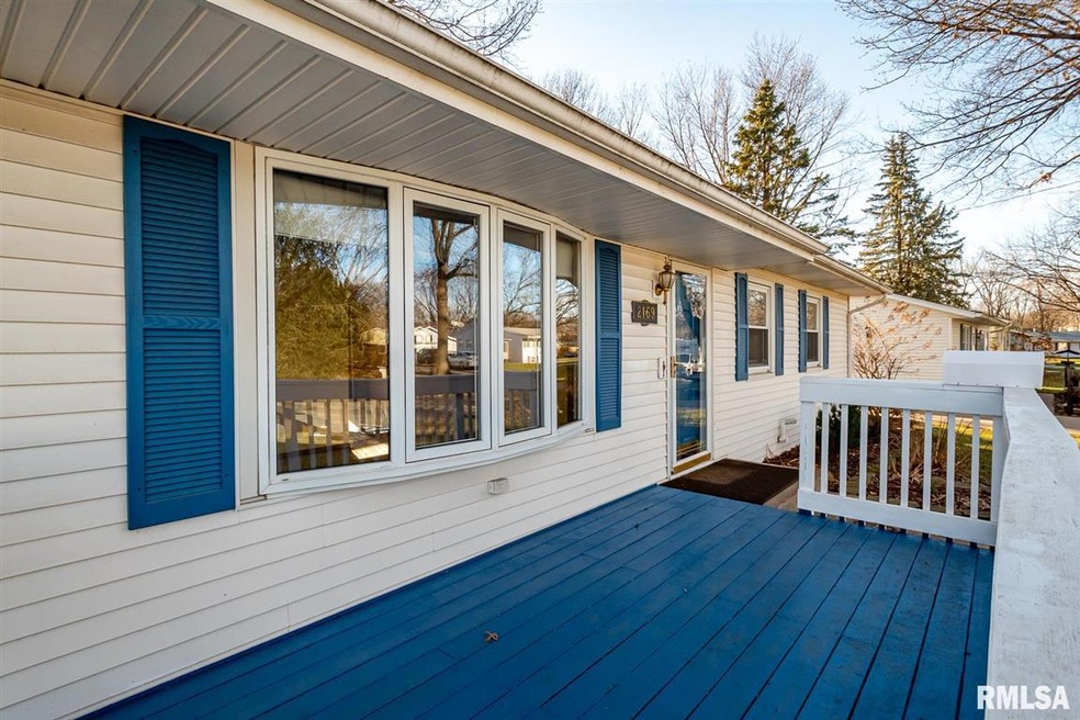 2169 W 34th St, Davenport, IA 52806 - photo 1