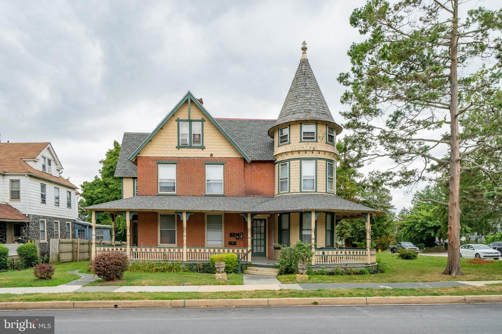 306 S Union St unit 2, Kennett Square, PA 19348 - photo 1