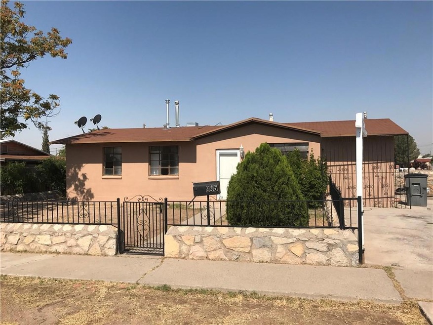 945 Lariat St, El Paso, TX 79915 - photo 1
