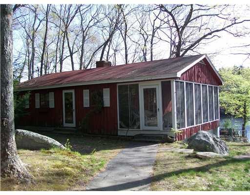 124 W Shore Ln, Pascoag, RI 02859 - photo 1