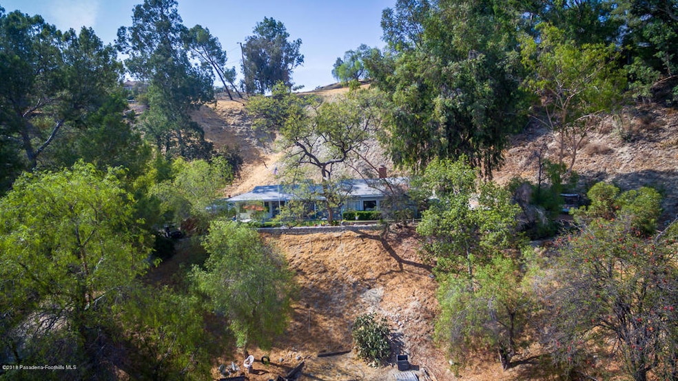 GYP_7871 Denivelle Rd_001_MLS