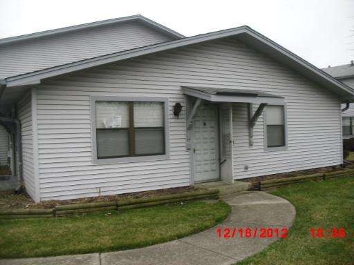 4136 191st Place unit 21, Country Club Hills, IL 60478 - photo 1