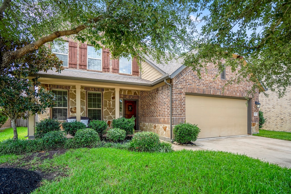 10111 Redgrove Falls Ct, Cypress, TX 77433 - photo 1