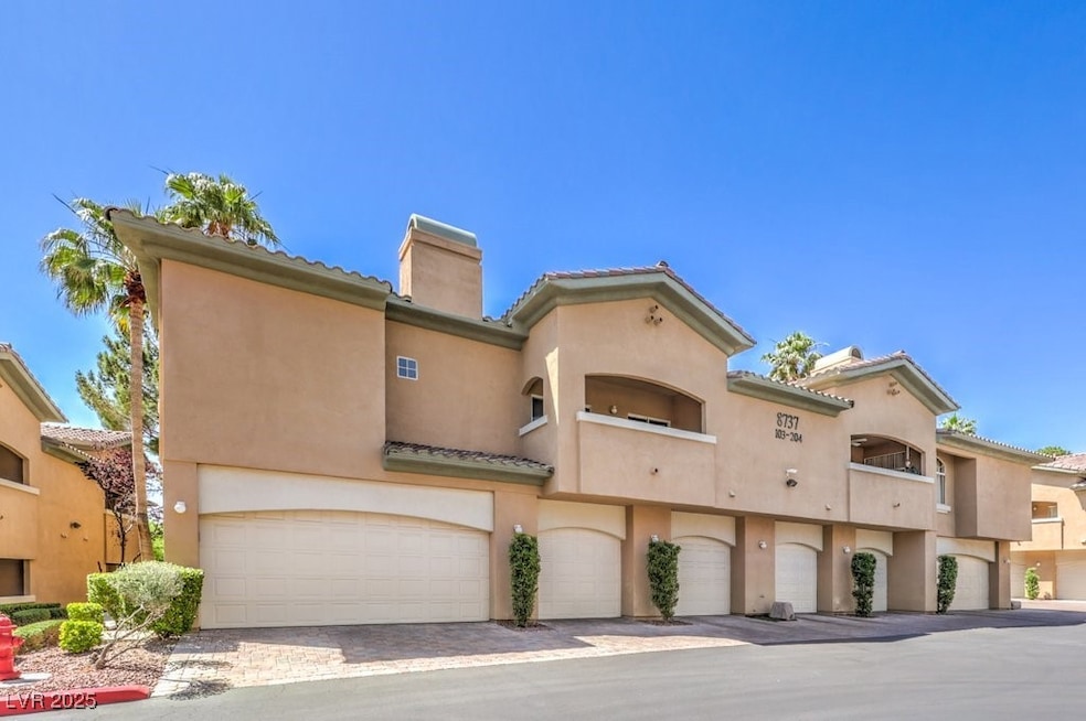 Welcome to Red Hills, 24 Hr Guard Gated community
