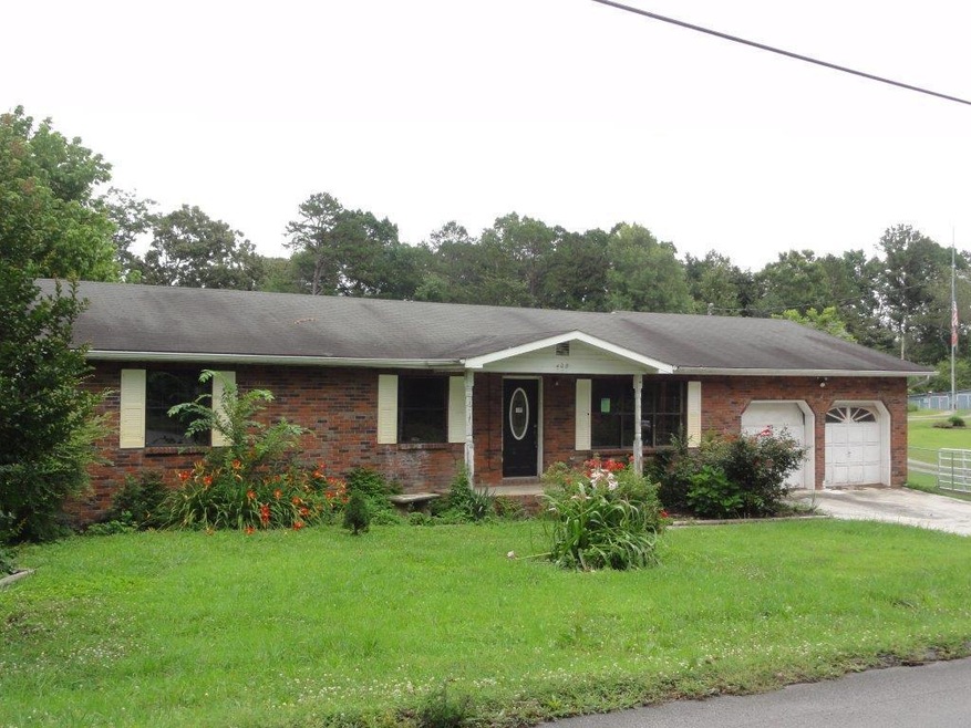EXTERIOR FRONT