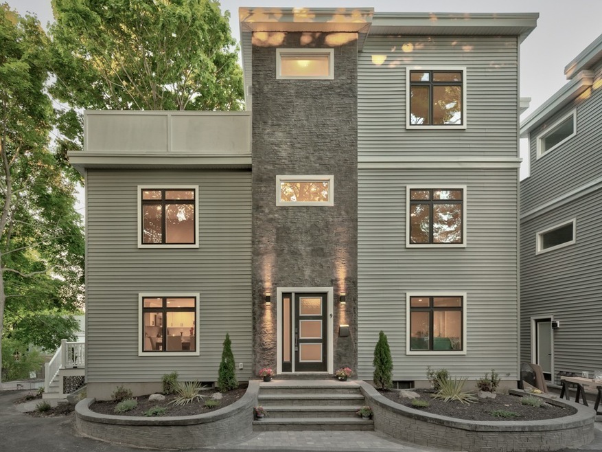 9 Bartley St unit 2, Wakefield, MA 01880 - photo 1