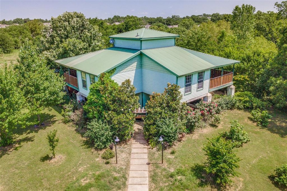 2150 Harris St, Gainesville, TX 76240 - photo 1