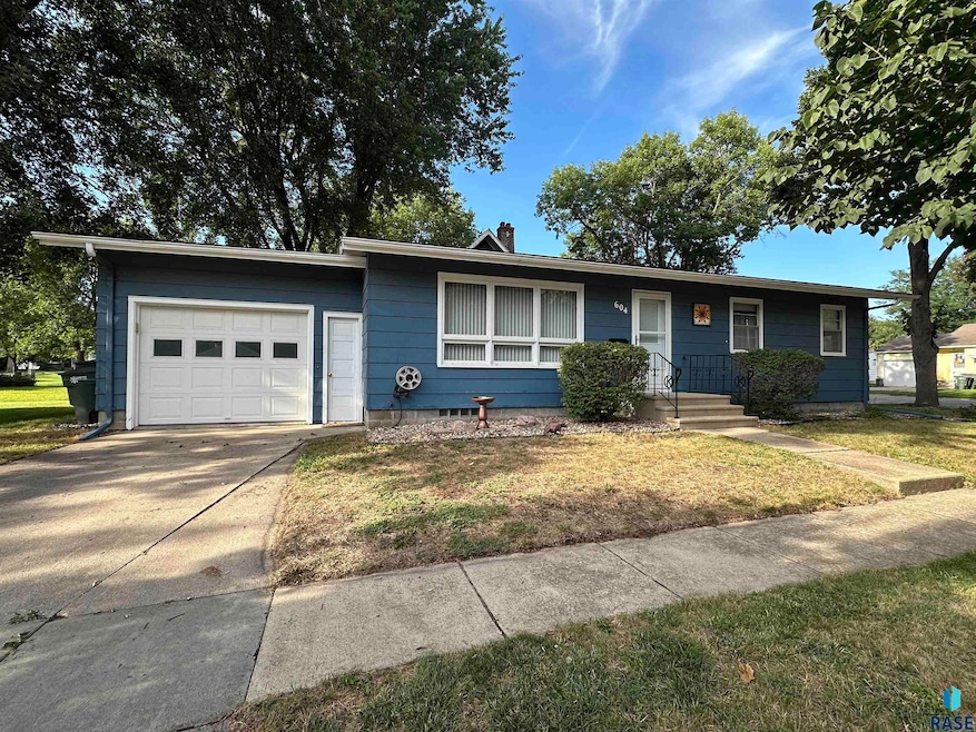 For Sale $189,000 • Co-Listing Agent