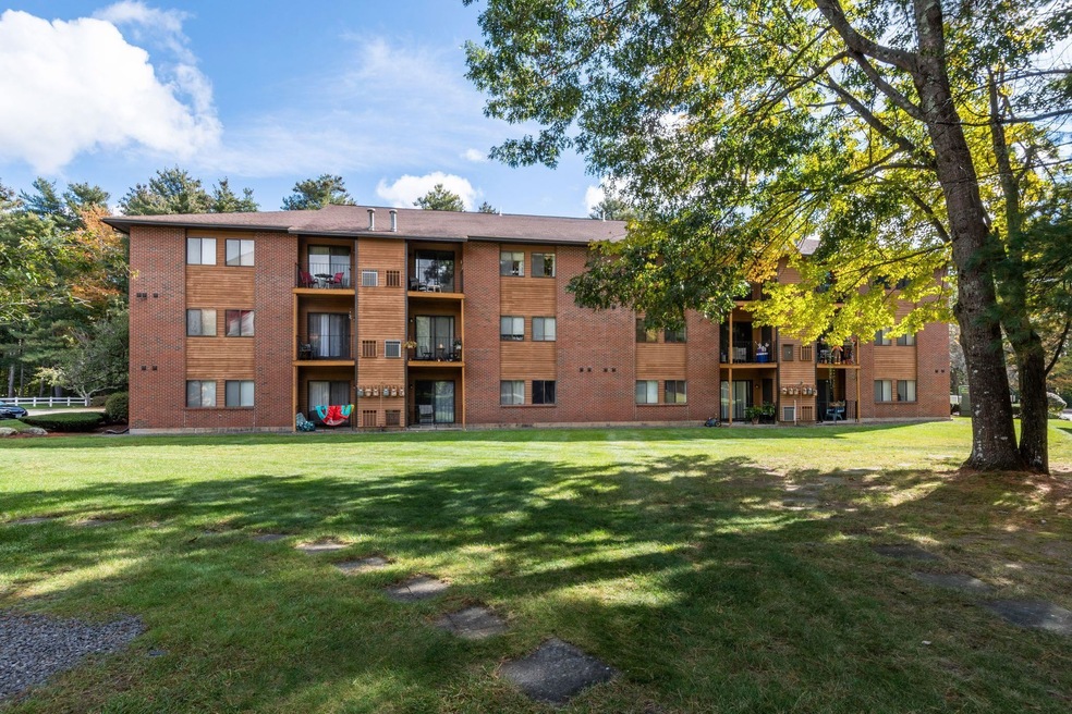 17 Blackstone Dr unit 36, Nashua, NH 03063 - photo 1