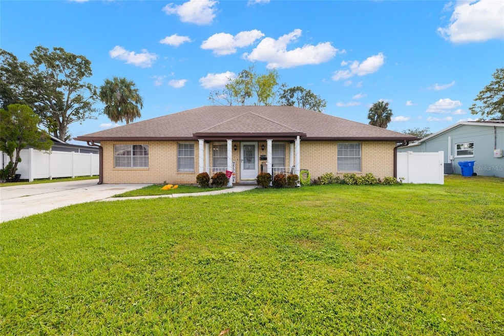 7706 W Elm St, Tampa, FL 33615 - photo 1