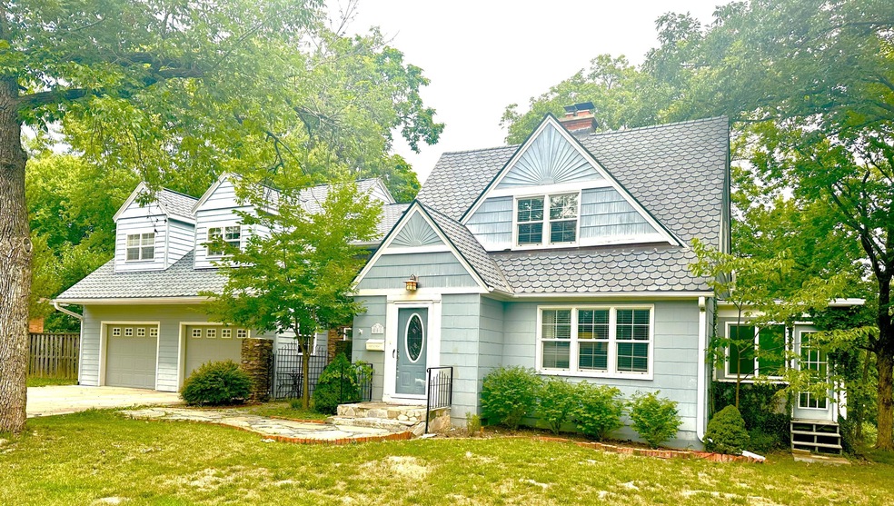 Front of house 6