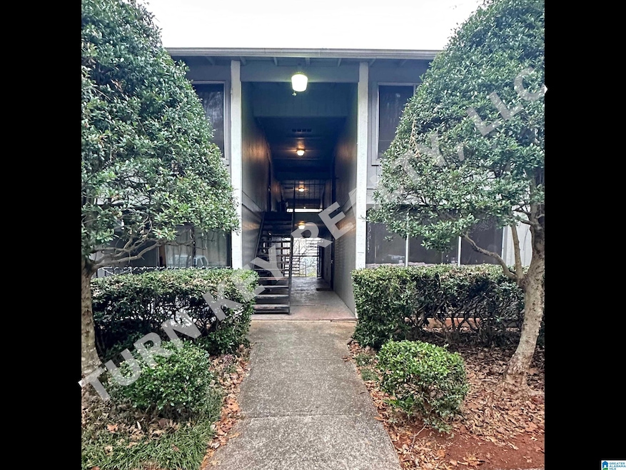 417 Skyview Dr unit A, Birmingham, AL 35209 - photo 1