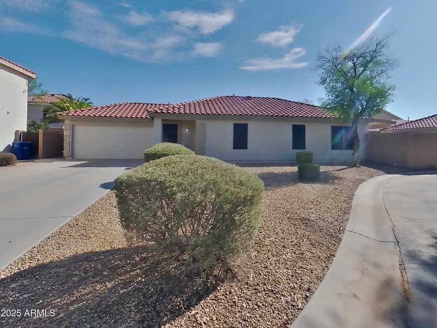 668 E Springfield Place, Chandler, AZ 85286 - photo 1