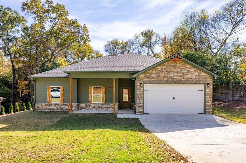 1231 30th St, Phenix City, AL 36867 - photo 1