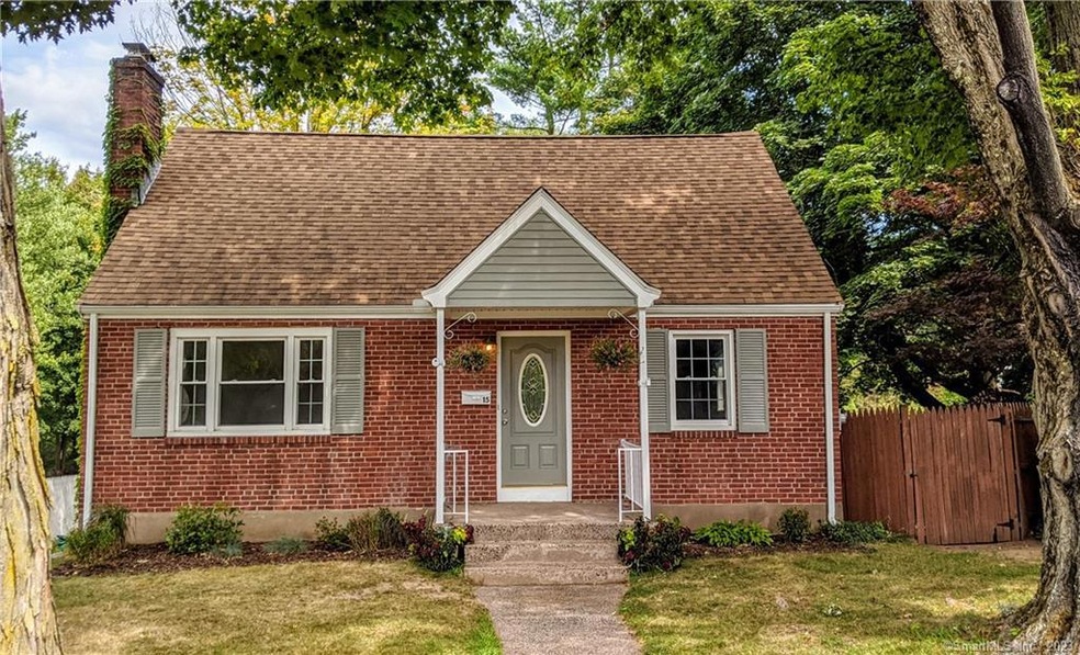 15 Eastfield St, Manchester, CT 06042 - photo 1