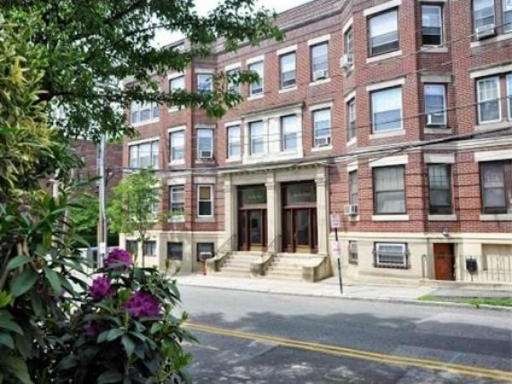 98 Saint Paul St unit 5, Brookline, MA 02446 - photo 1