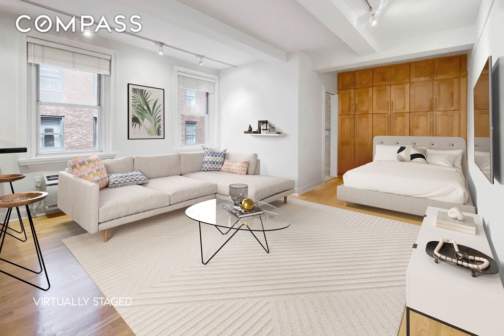 155 E 49th St unit 8F, New York, NY 10017 - photo 1