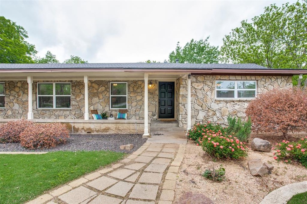 203 Mcanear St, Cleburne, TX 76033 - photo 1