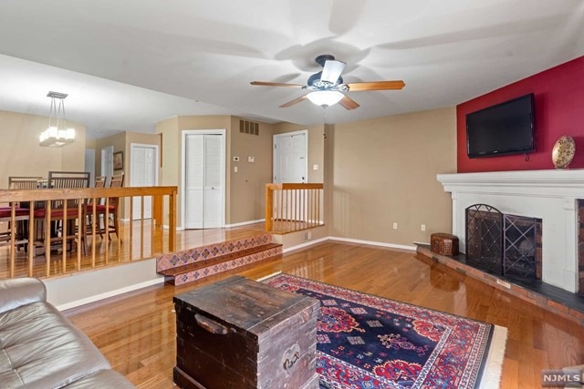 Sold $460,000 • Co-Listing Agent