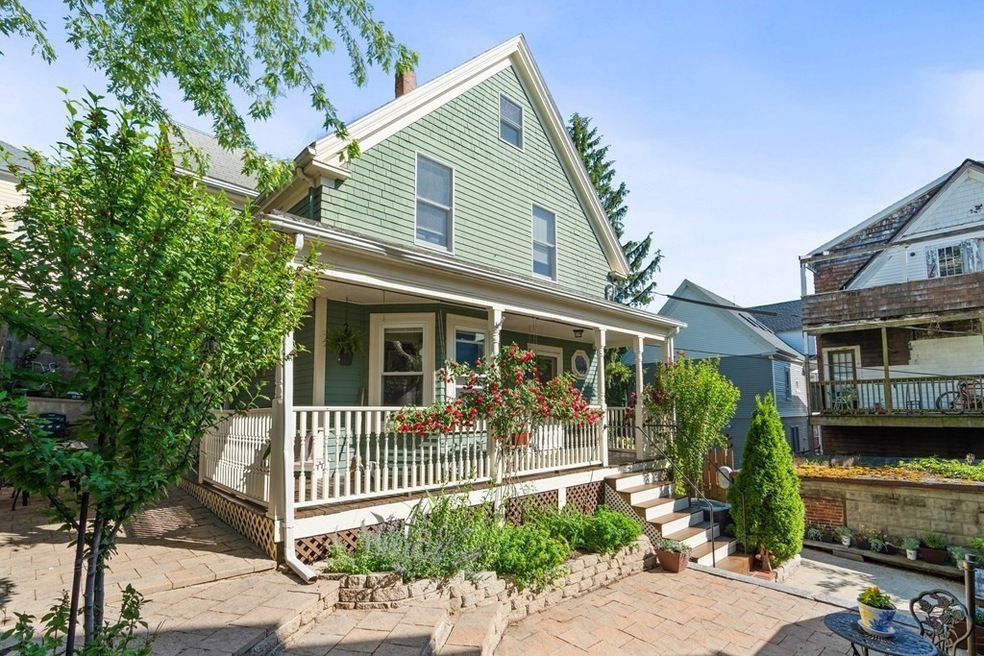 73 Bartlett St unit A, Somerville, MA 02145 - photo 1