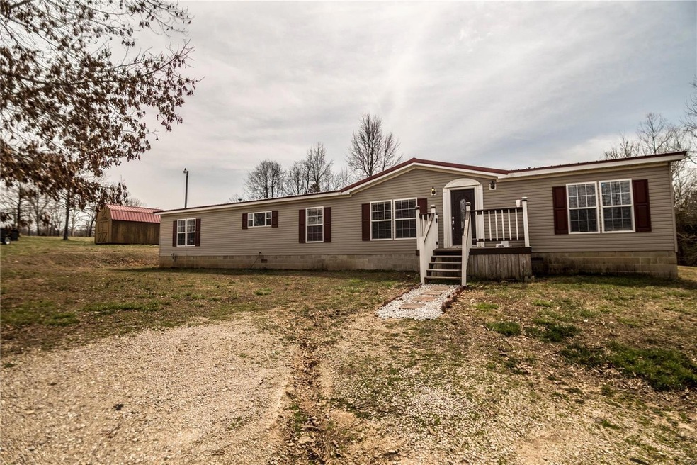 611 Cr 482, Poplar Bluff, MO 63901 - photo 1