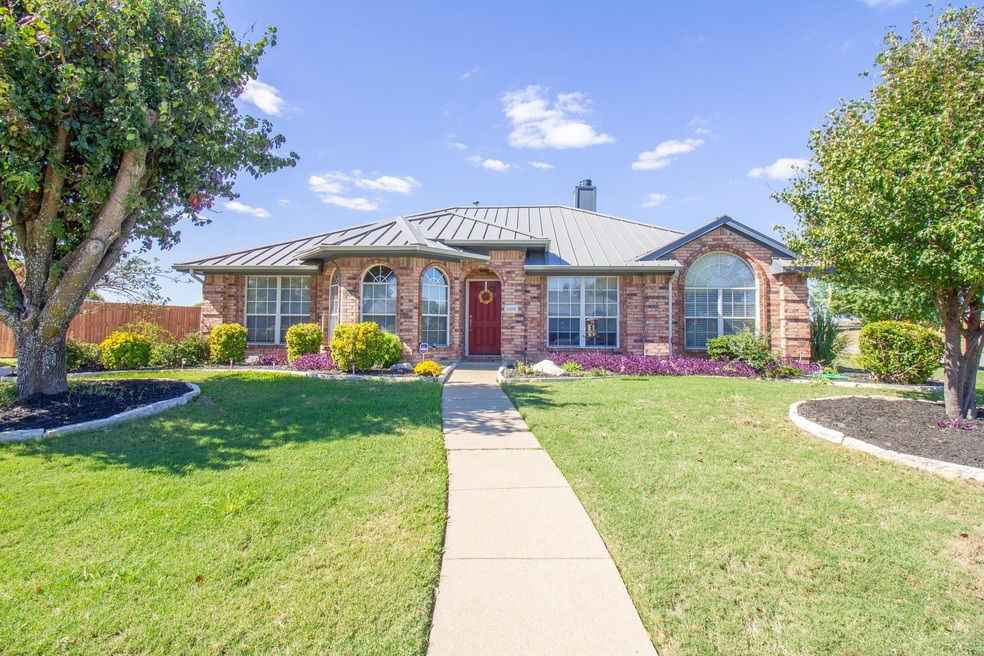 1100 Dodd Dr, Wylie, TX 75098 - photo 1