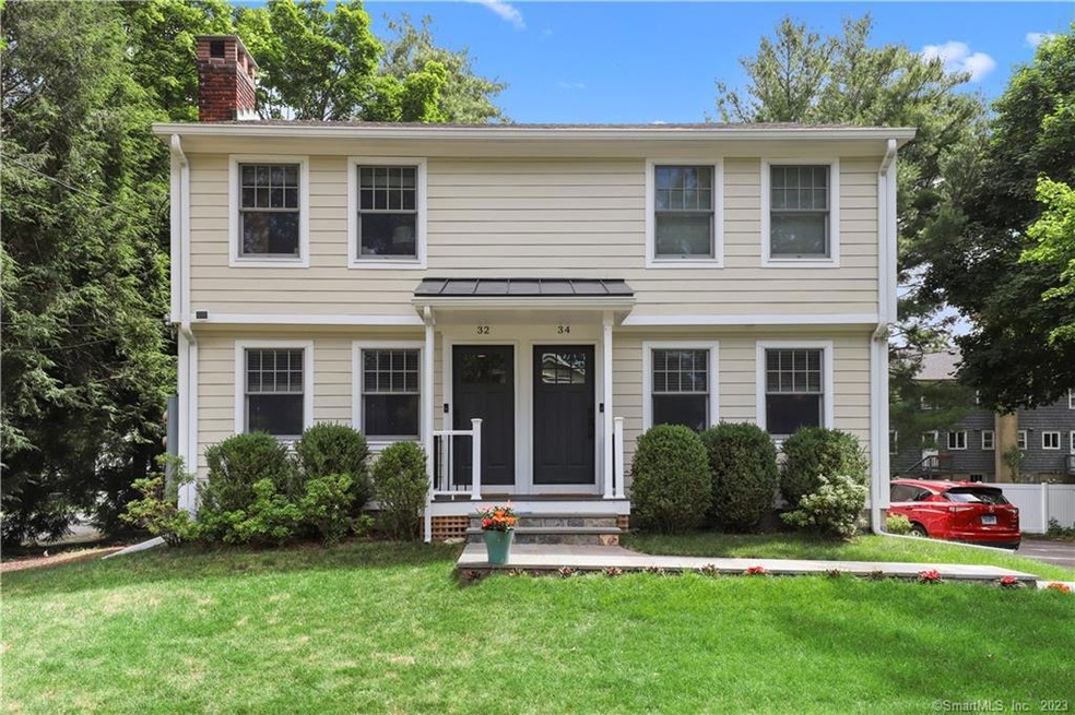 32-34 Oak Grove Place unit 34, New Canaan, CT 06840 - photo 1