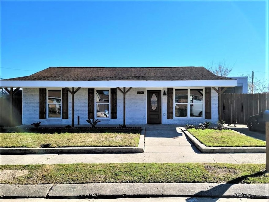 2505 Kirkwood Dr, Marrero, LA 70072 - photo 1