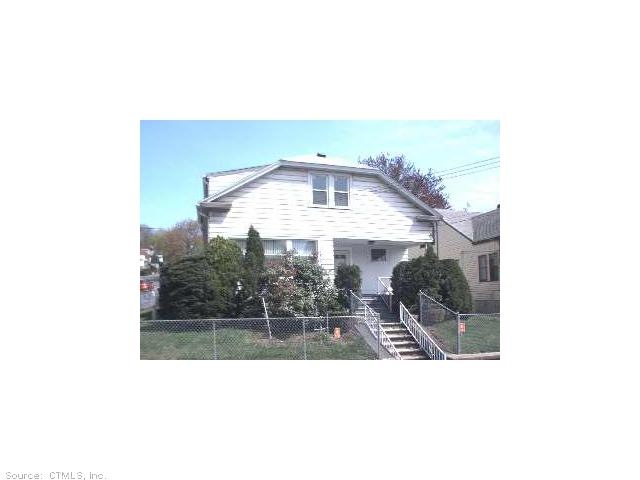209 Oak St unit 2nd, Waterbury, CT 06705 - photo 1