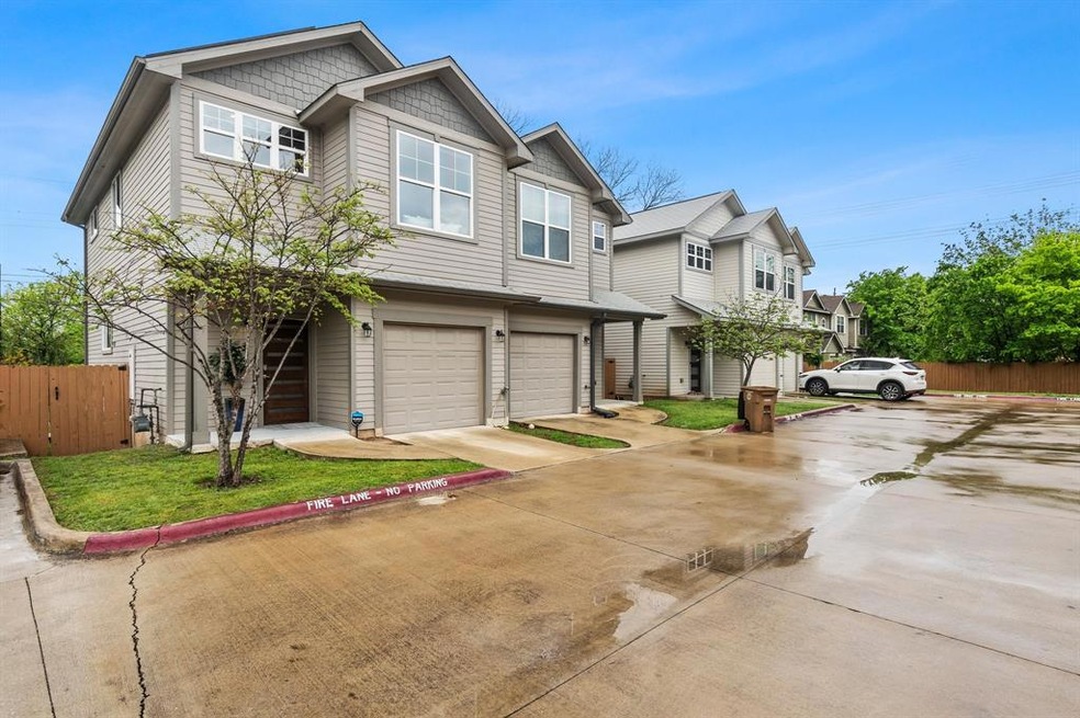 Fabulous end-unit condo in East Austin!