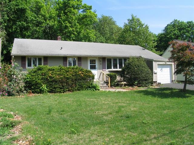 8 Oakbrook Rd, Ossining, NY 10562 - photo 1