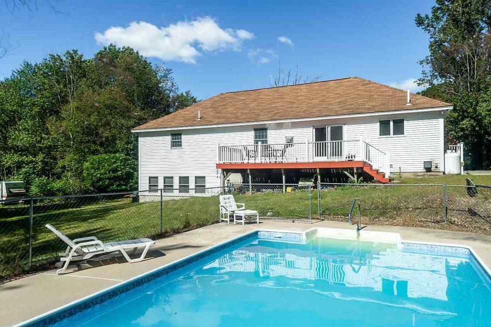 62 Summer St, Sanbornville, NH 03872 - photo 1