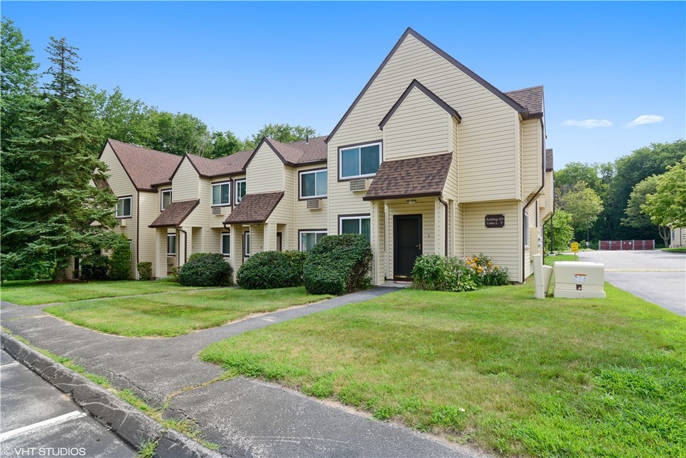 223 High St unit L, Westerly, RI 02891 - photo 1