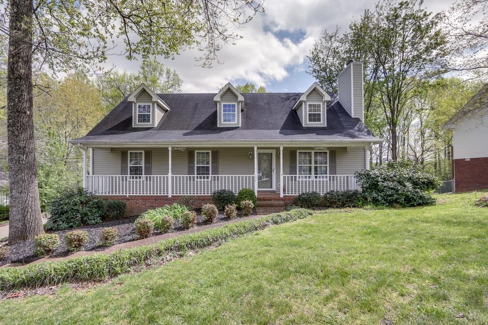 157 Hickory Hollow Dr, Dickson, TN 37055 - photo 1