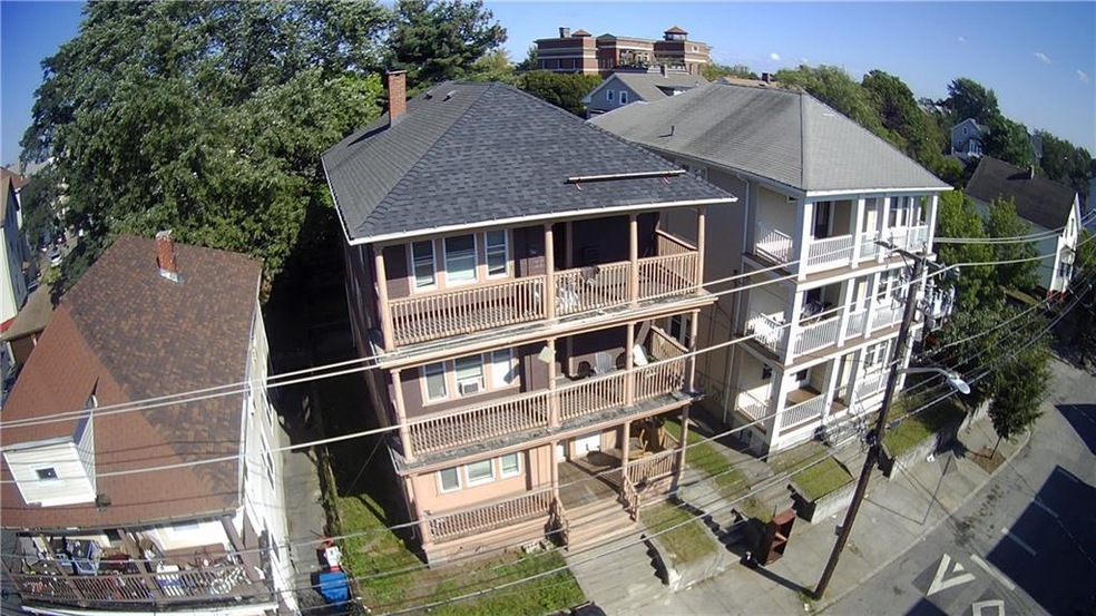 135 Harold St, Providence, RI 02908 - photo 1
