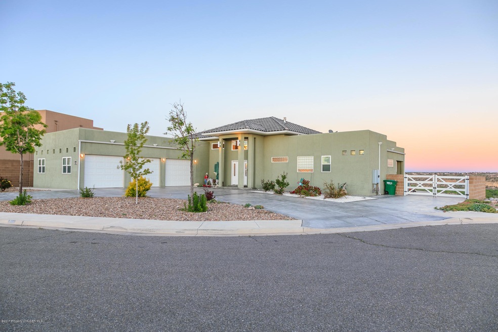 4704 Hilltop Ct, Farmington, NM 87402 - photo 1