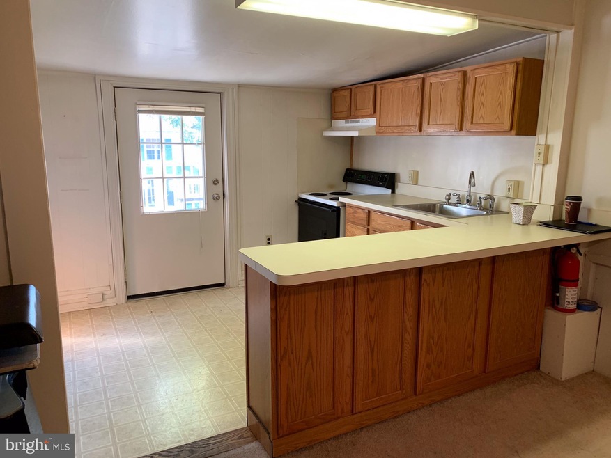 3025 W Germantown Pike unit 2ND FLOOR, Norristown, PA 19403 - photo 1