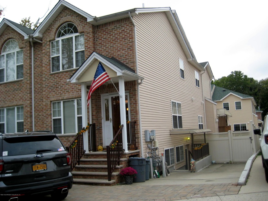 48 FOOTHILL