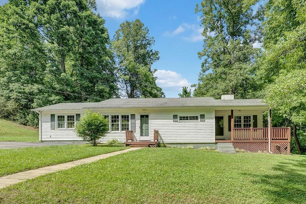 2675 Doe Run Rd