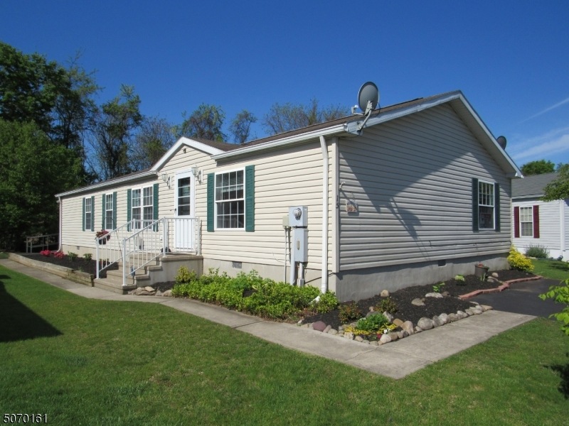 15 Morningside Dr, Belvidere, NJ 07823 - photo 1