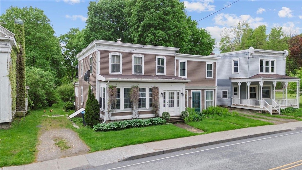 42 Main St, North Bennington, VT 05257 - photo 1