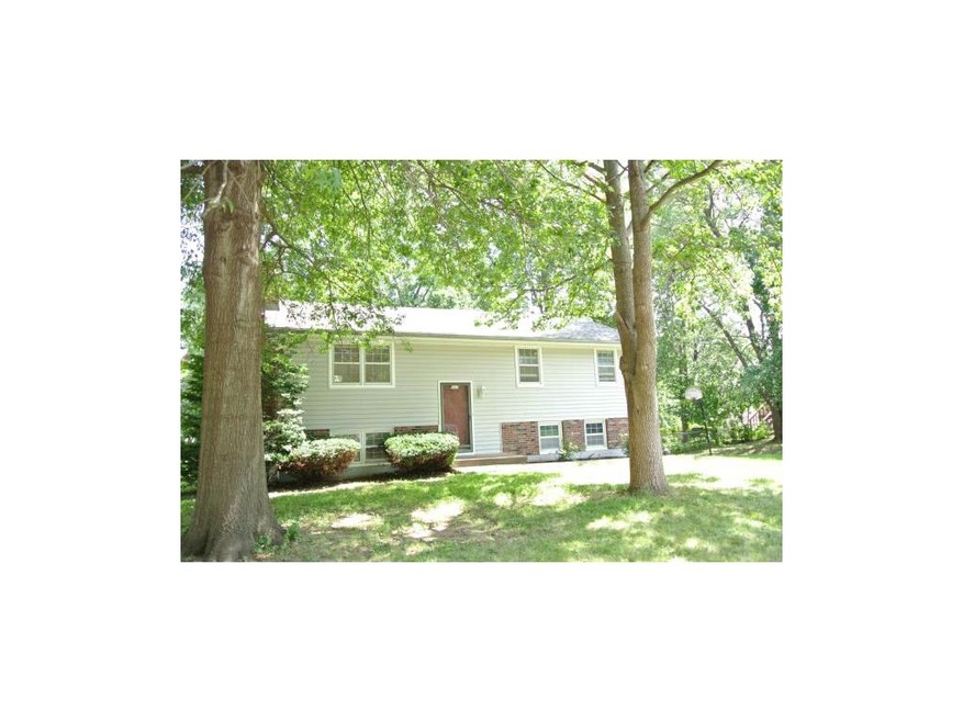 Split Entry with great curb appeal