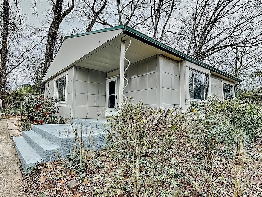 For Rent $1,250/month