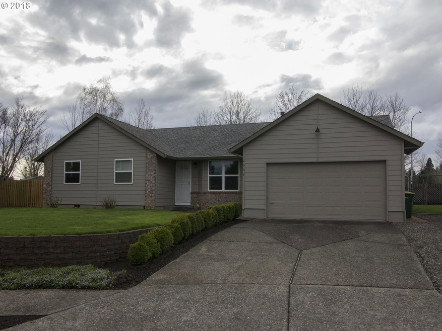 2509 SW Indian Mary Ct, Troutdale, OR 97060 - photo 1