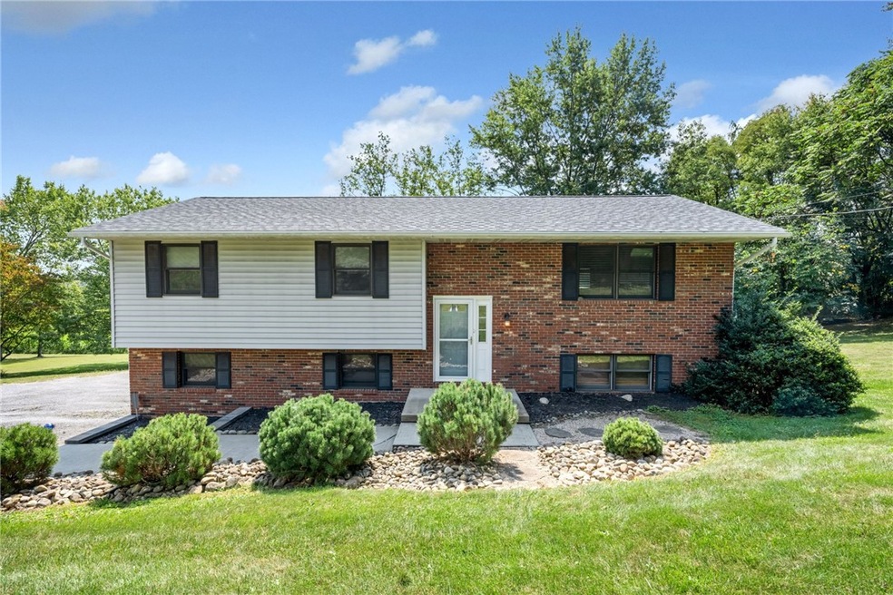 Welcome to 212 Wises Grove Road!